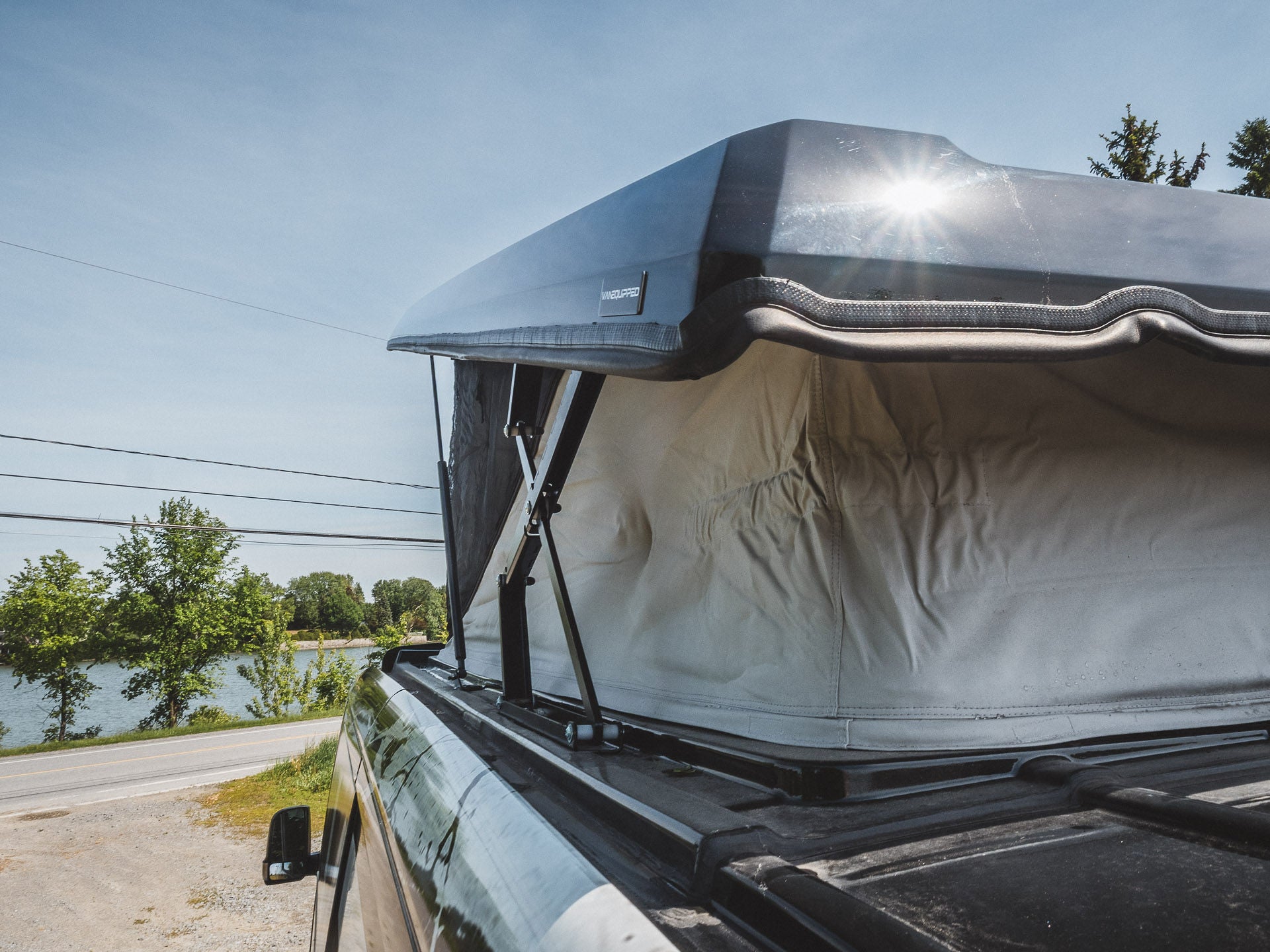 Mercedes-Benz 144" Low-Roof Pop-Top